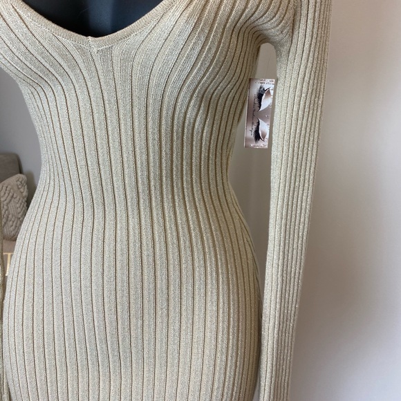 ‼️ Nude Sweater Maxi Dress - Picture 4 of 8